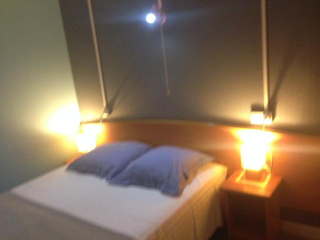 Hotel Thermidor ヌヴェール 部屋 写真