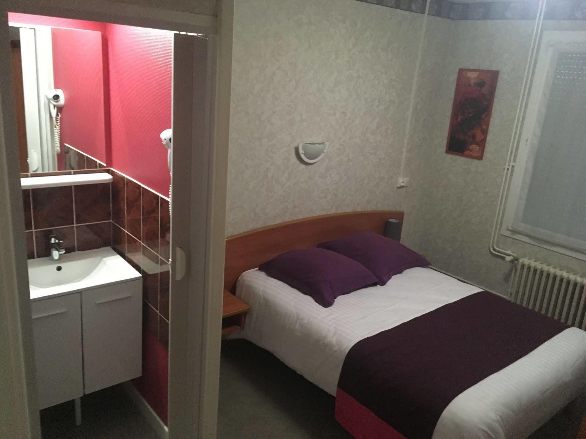 Hotel Thermidor ヌヴェール エクステリア 写真