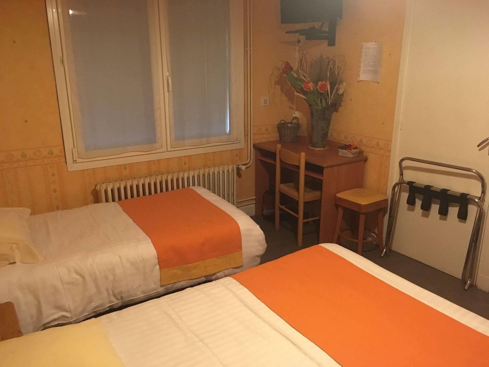 Hotel Thermidor ヌヴェール エクステリア 写真