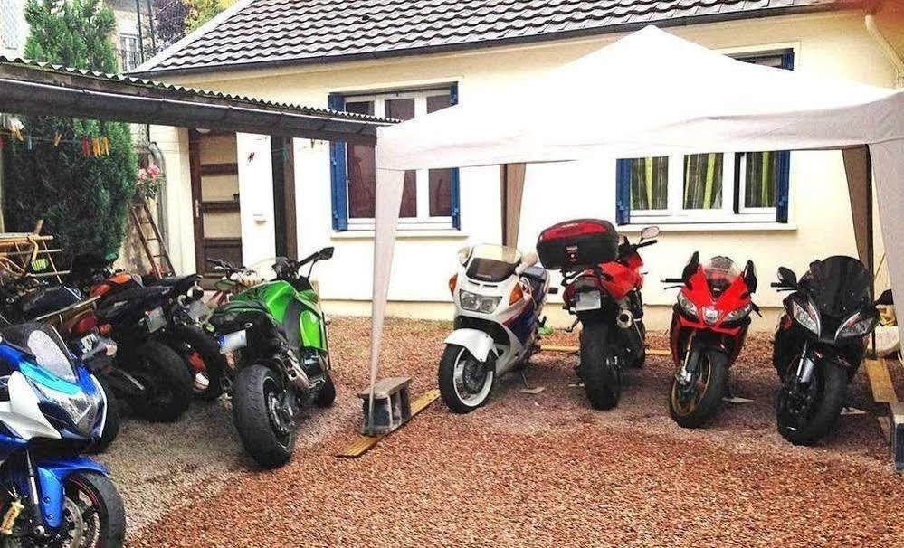 Hotel Thermidor ヌヴェール エクステリア 写真